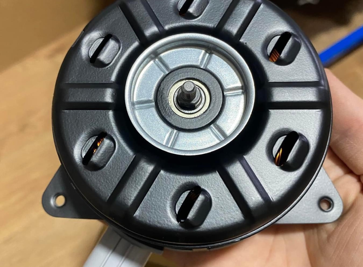 Quạt giàn nóng chính hãng DENSO dùng cho xe TOYOTA VIOS 2007-2024
