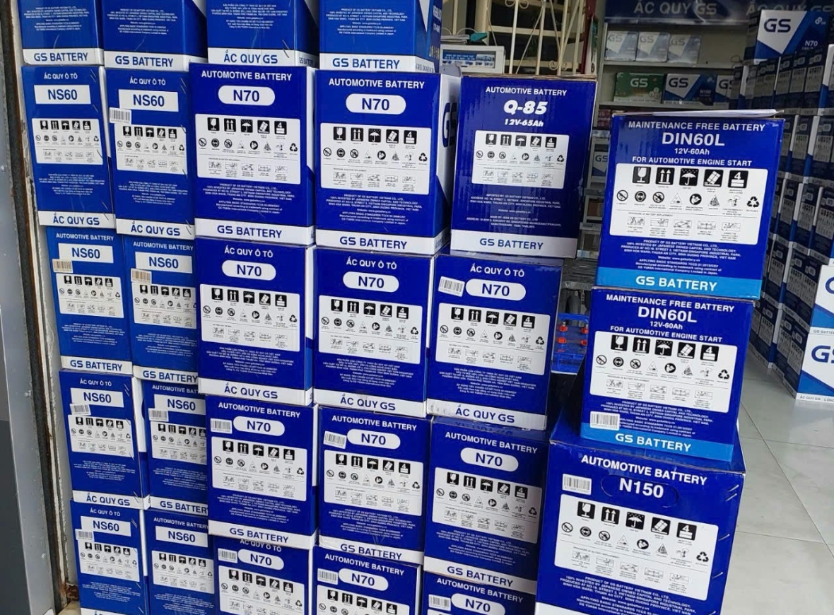 Ắc Quy  MF DIN45L-LBN (12V, 45AH)